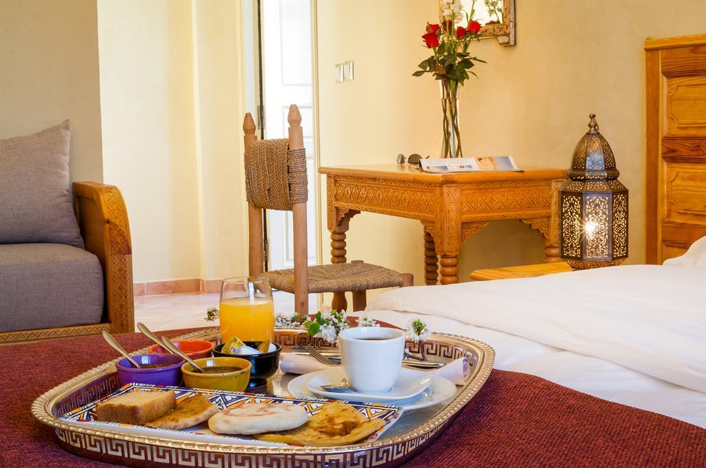 Riad Sougtani Tazrou エクステリア 写真